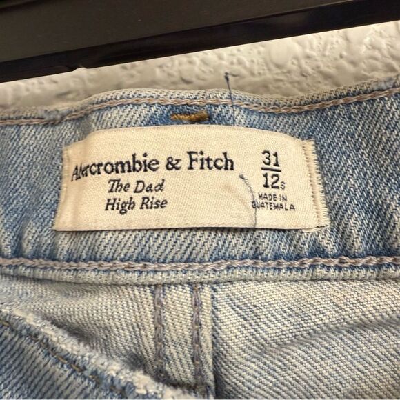 Aberombie & Fitch The Dad High Rise Criss-Cross Waistband Size 31 | 12 S - Picture 3 of 3